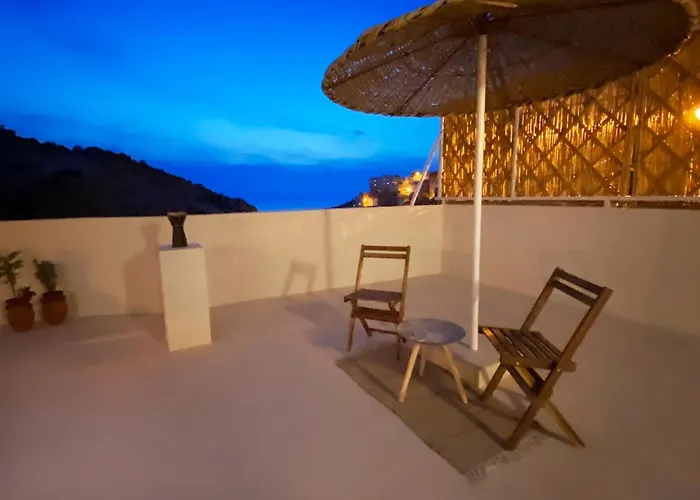 Entire House With Private Rooftop